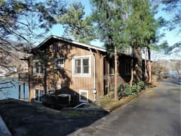 Loose Moose Lodge - Image 2