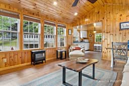 Cottage In The Cove - Image 3