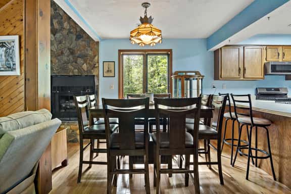 Travelers Rest - Image 1