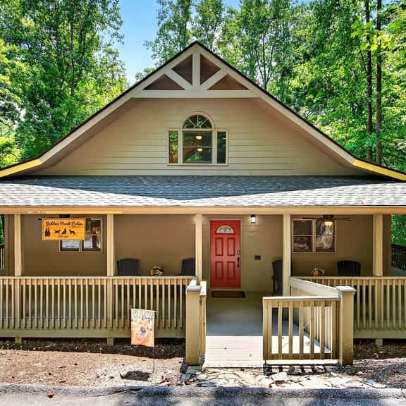 Golden Creek Cabin - Image 1