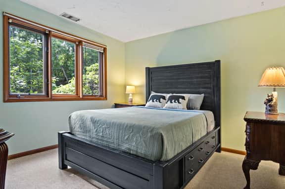 Travelers Rest - Image 4