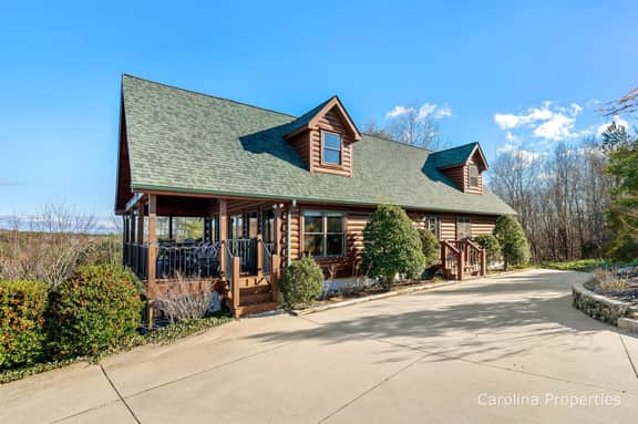 Cozy Bear Lodge - Image 3