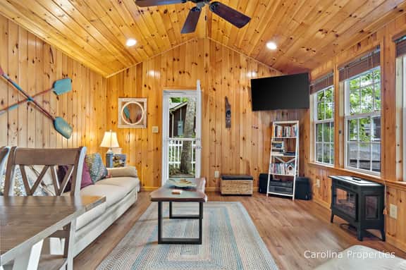 Cottage In The Cove - Image 5